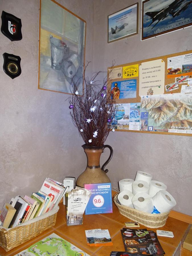 Olimp Pokoje I Apartamenty Щирк Экстерьер фото