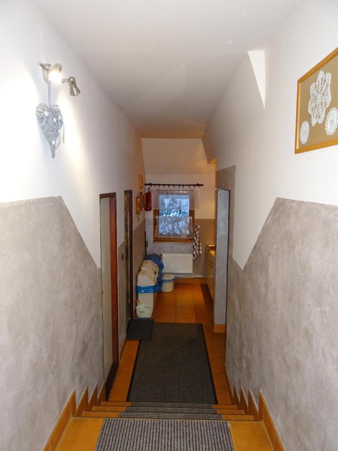 Olimp Pokoje I Apartamenty Щирк Экстерьер фото