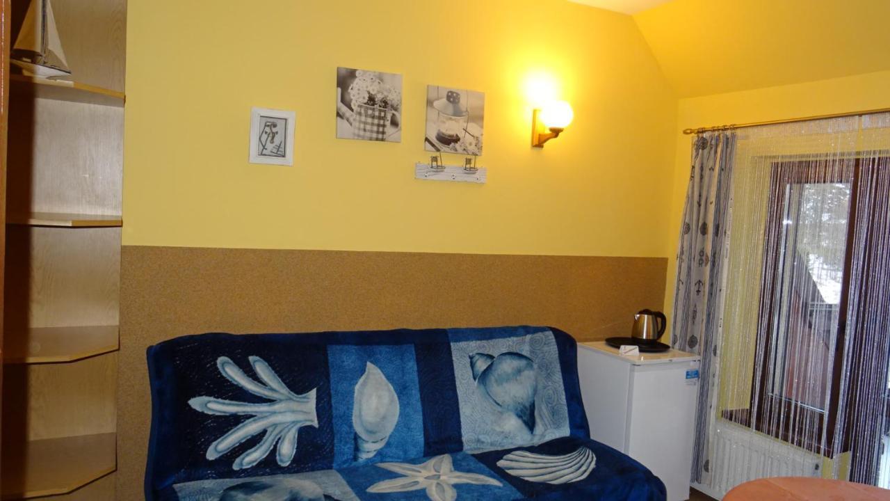 Olimp Pokoje I Apartamenty Щирк Экстерьер фото